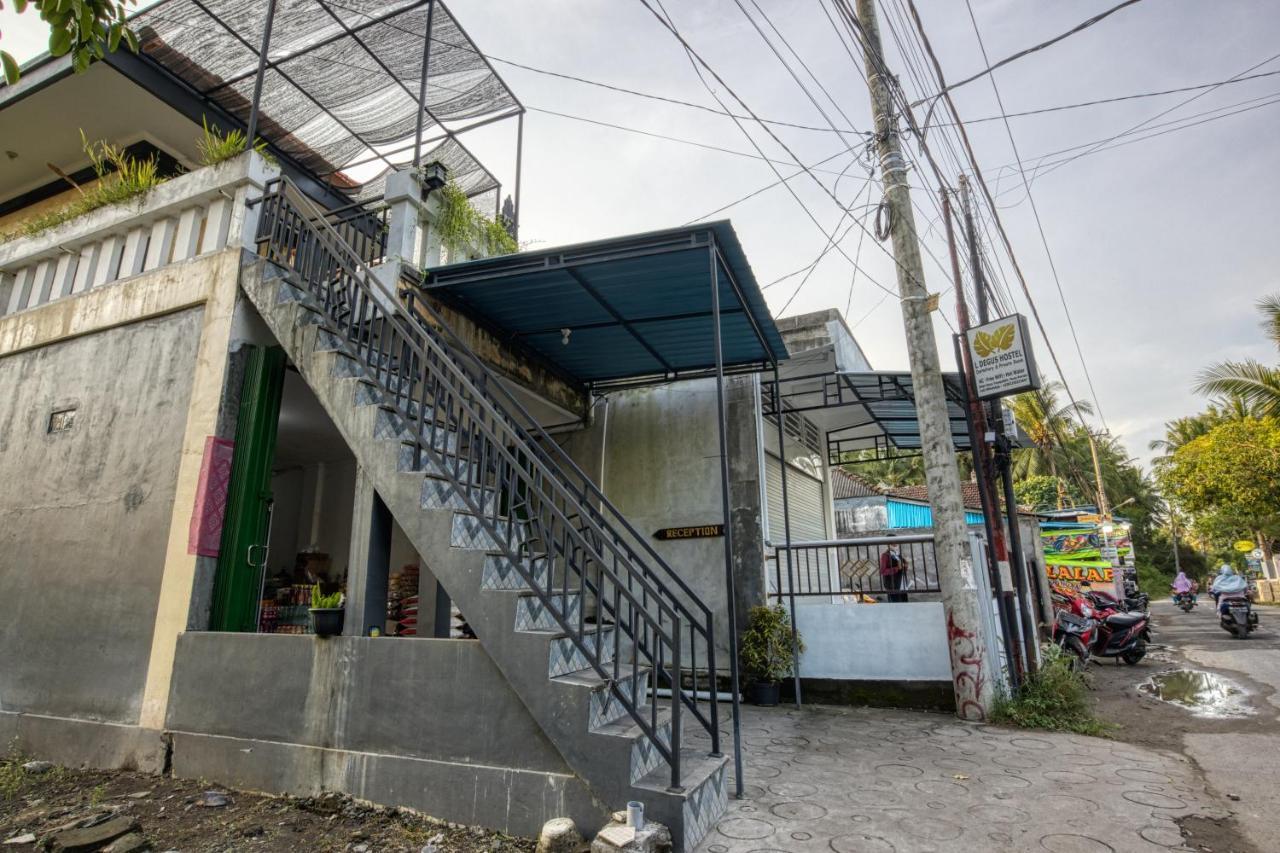L Degus Hostel Toyapakeh Exterior photo