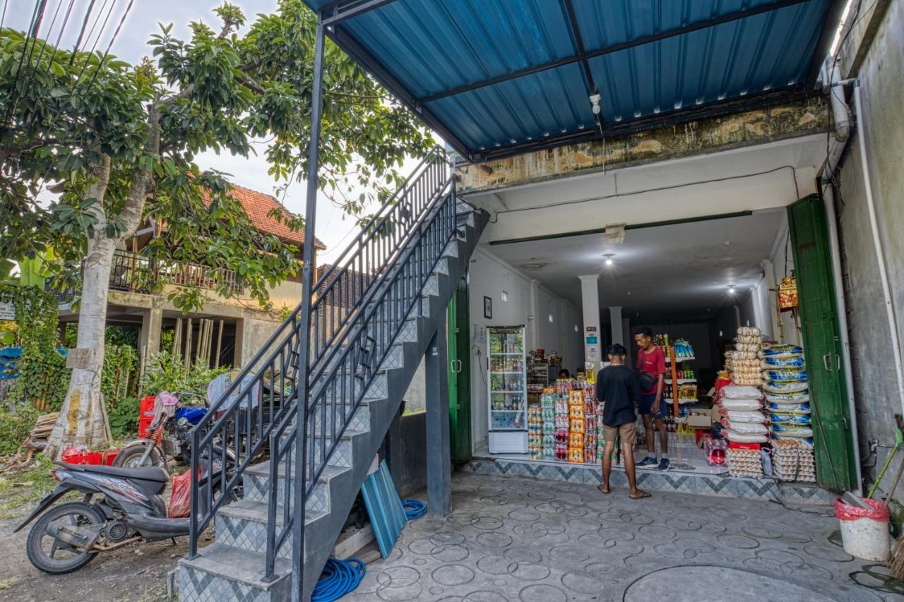 L Degus Hostel Toyapakeh Exterior photo